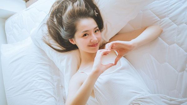 香蕉草莓向日葵丝瓜秋葵app-可以看亏亏视频的大秀APP