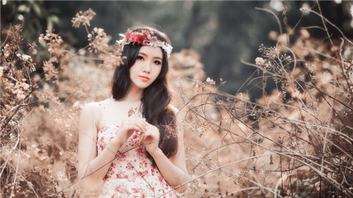 草莓樱桃丝瓜绿巨人秋葵榴莲下载资源超清，网友：观看十分的流畅！