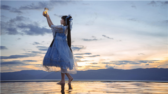 草莓芭乐丝瓜向日葵榴莲茄子：给你超棒的视觉体验