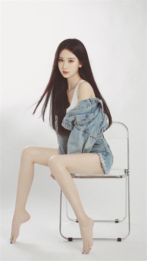 草莓 榴莲 丝瓜 绿巨人：超多美女主播