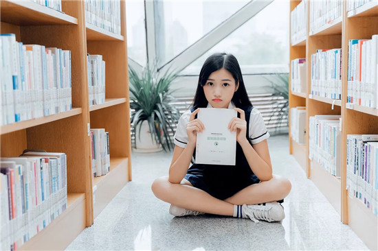 麻花豆传媒免费MV在线观看:完全不需要费用的手机观影看片的平台